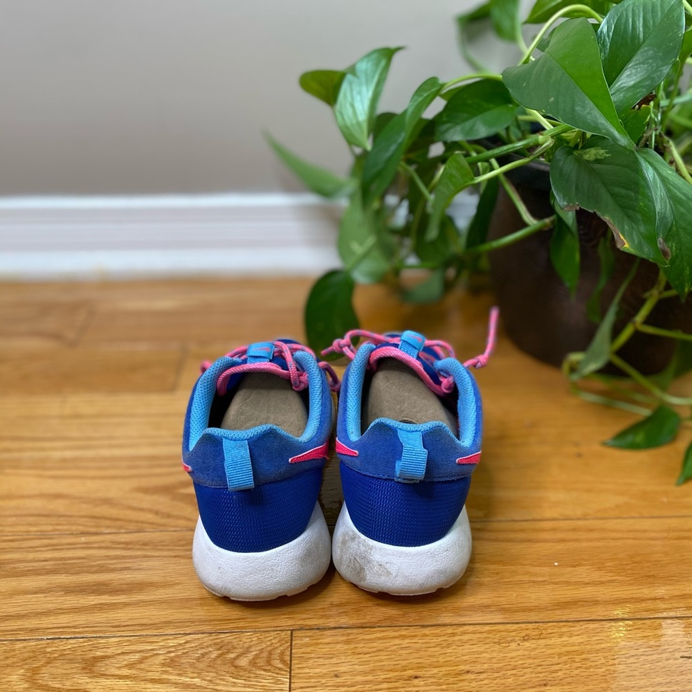 NIKE ROSHE RUNNERS - Picture 3 of 3